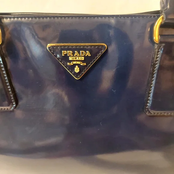 Prada Spazzolato Gardner Tote - Picture 10 of 16